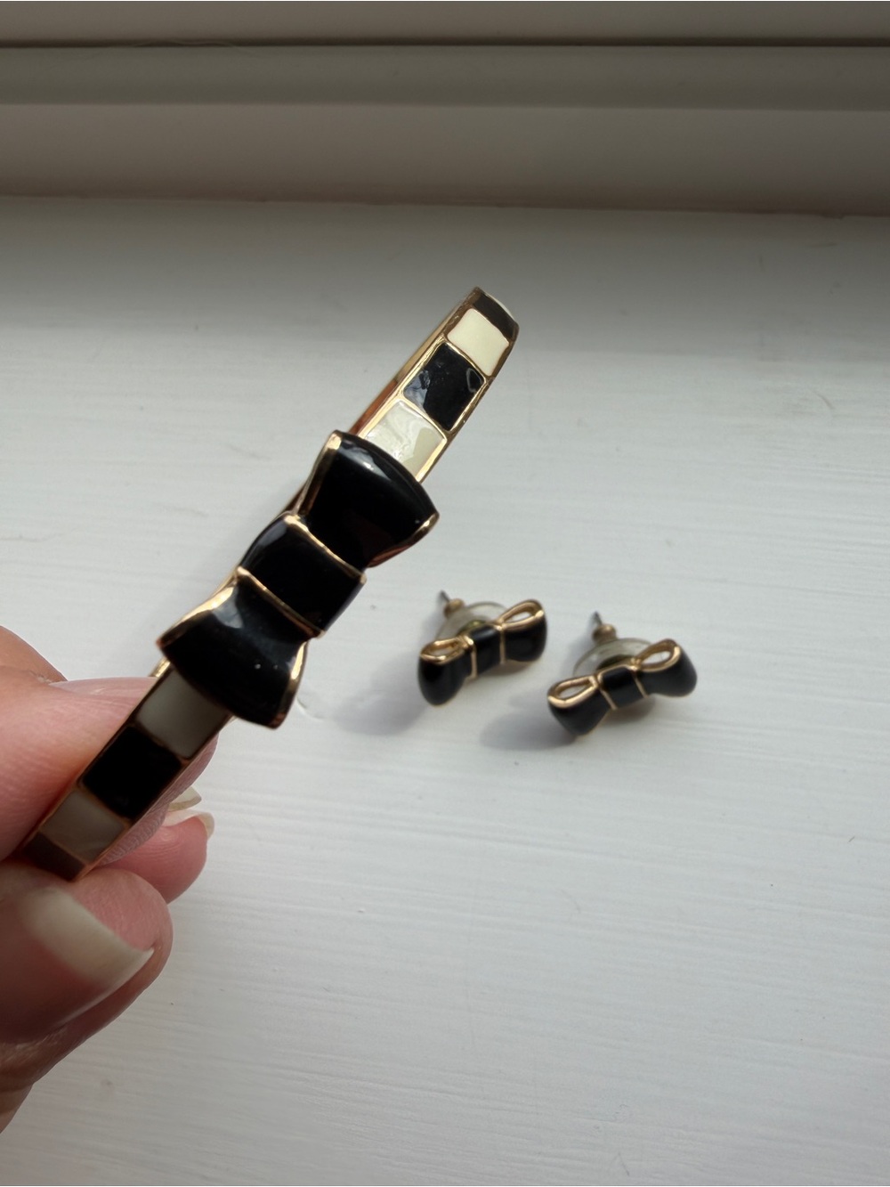 Kate Spade Black Bow Bracelet and Stud Earrings Set